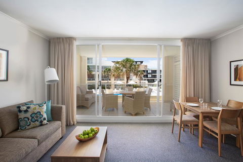 Mantra Ettalong Beach - Accommodation QLD 1