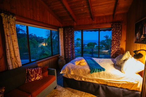 Marazul Paradise Beach House- Panoramic Ocean Views - Accommodation QLD 1