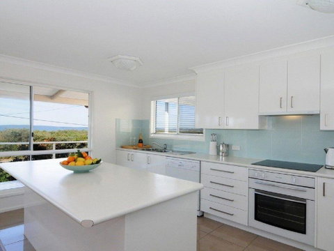 Marilyn's - 180 Degree Views Of Jervis Bay - Accommodation QLD 3