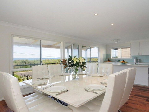 Marilyn's - 180 Degree Views Of Jervis Bay - Accommodation QLD 2