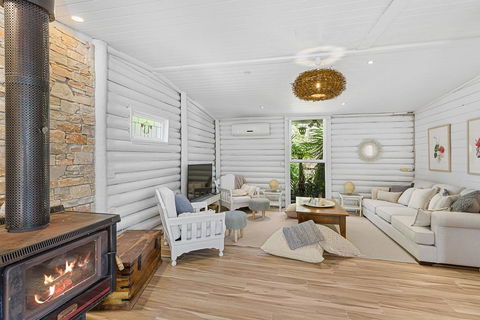 MARTHA COTTAGE - MT MARTHA - Accommodation QLD 0