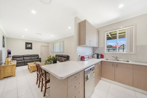 Marulan Stayz - Accommodation QLD 2