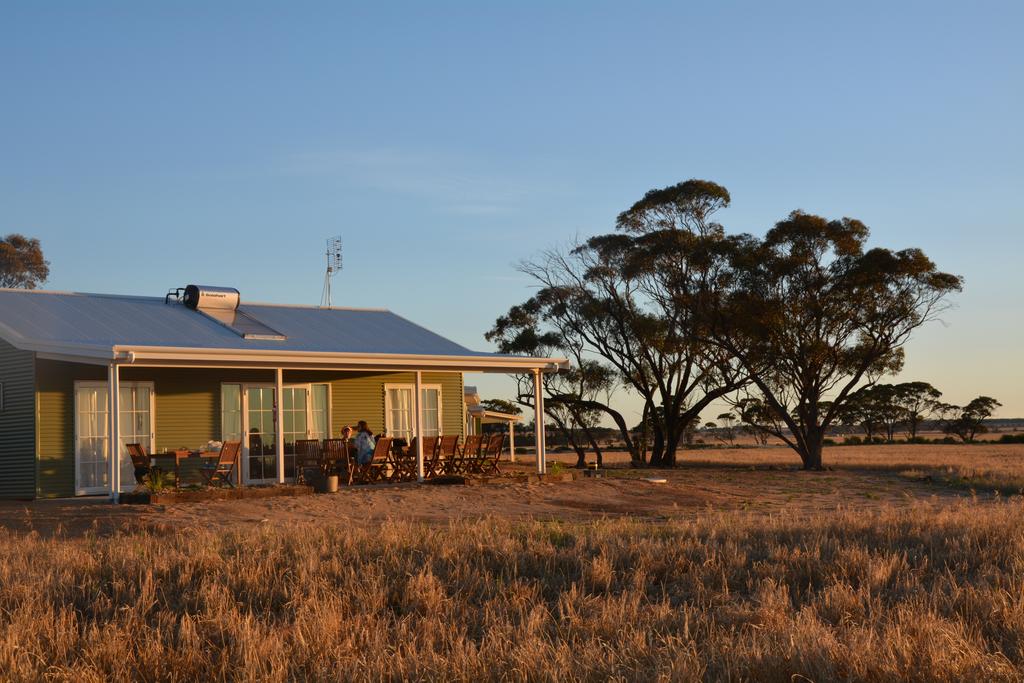 South Kukerin ACT Accommodation QLD