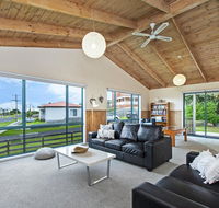 Matilda - 2 Crowe Street - Accommodation QLD