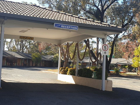 Matthew Flinders Motor Inn - Accommodation QLD 1