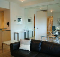 Melbourne Seaviews Pool  Tennis - Accommodation QLD