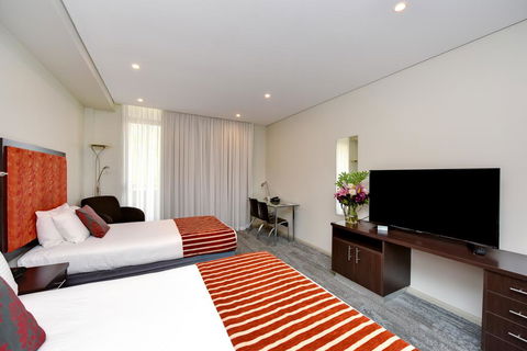 Mercure Centro Port Macquarie - Accommodation QLD 1