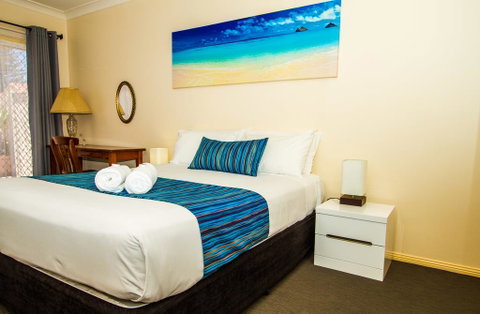 Meridian Beachside Apartments - Accommodation QLD 1