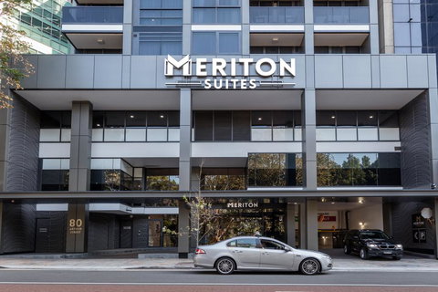 Meriton Suites North Sydney - Accommodation QLD 3