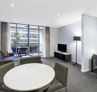 Meriton Suites Zetland - Accommodation QLD