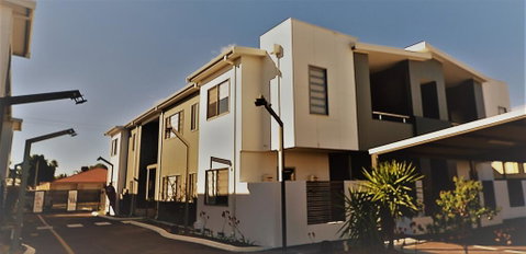 MERRIFIELD Foothill Suites - RELAXING LIFETYLE CHOICE - Accommodation QLD 3