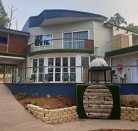 Merry Mary - Accommodation QLD
