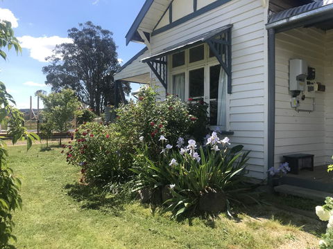 Merton Manor - Accommodation QLD 2