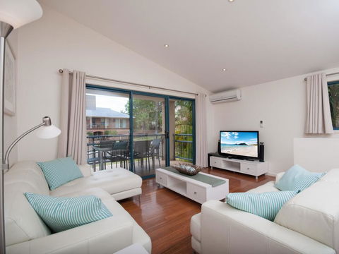 Messines Street, Starfish Lodge, Unit 1, 1A - Accommodation QLD 0