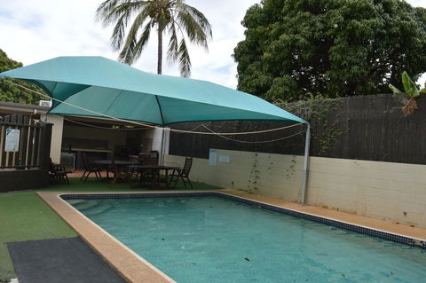 Mid City Motor Inn - Accommodation QLD 1