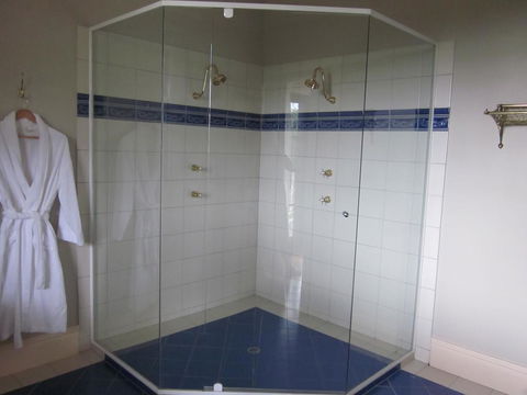 Middleton House Maleny - Accommodation QLD 3