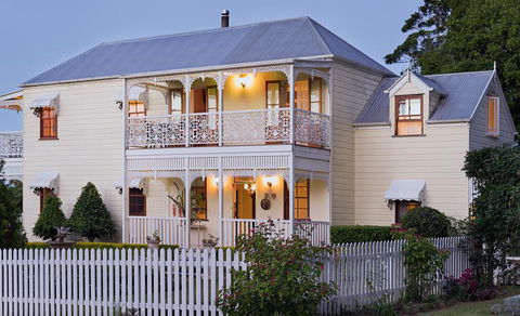 Middleton House Maleny - Accommodation QLD 0