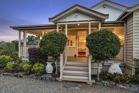Mill Hill Cottage - Accommodation QLD 3