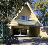 Millers Cottage Motel - Accommodation QLD