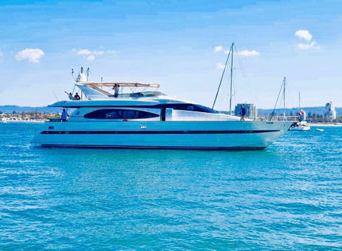 Million Dollar Luxury 90ft Yacht In Gold Coast! - Accommodation QLD 0