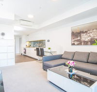 Minimalism modern apartment waterview parking IGA - Accommodation QLD