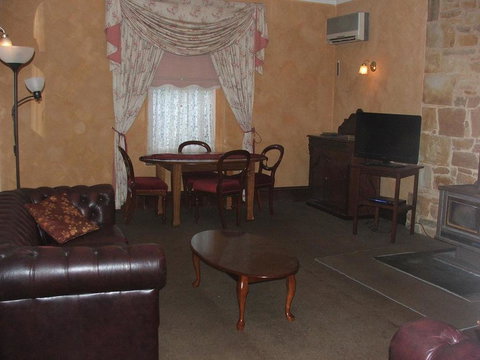 Mintaro Hideaway - Accommodation QLD 1