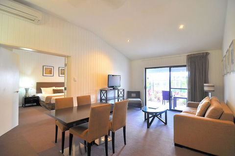 Mission Beach Resort - Accommodation QLD 3