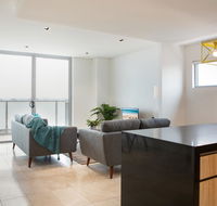 Modern 2 bedroom Apartment in the Heart of Burwood - Accommodation QLD