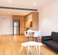 Modern Apartment in Darling Harbour - Accommodation QLD