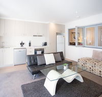 Modern Executive Apartment  Braddon 1BR Wine Wifi Secure Parking Canberra - Accommodation QLD