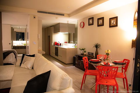 Modern, Clean, Luxury At The Right Price..... - Accommodation QLD 3