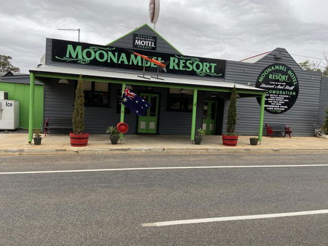 Moonambel Resort Hotel - Accommodation QLD 0