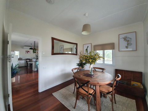 Moongalba Cottage - Accommodation QLD 3
