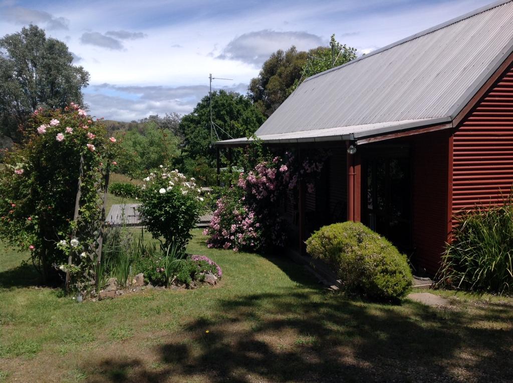 Piries VIC Accommodation QLD