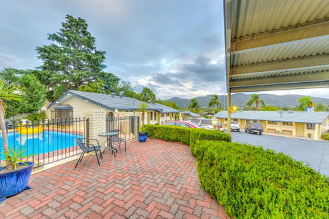 Motel Grande - Accommodation QLD 2