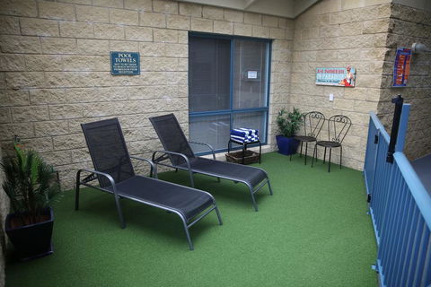 Motel On A'Beckett - Accommodation QLD 1