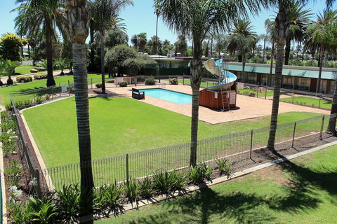Motel Riverina - Accommodation QLD 3