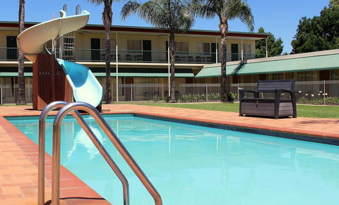 Motel Riverina - Accommodation QLD 2