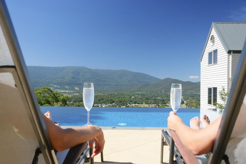 Mount View Estate - Accommodation QLD 3