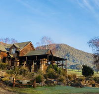 Mountain Grass Lodge 2 bedroom - Accommodation QLD