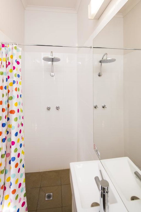Mowbray Hotel - Accommodation QLD 3