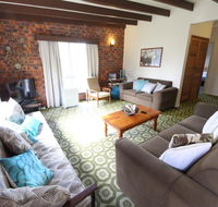 Muller's Cottage at Hat Head Pet Friendly - Accommodation QLD