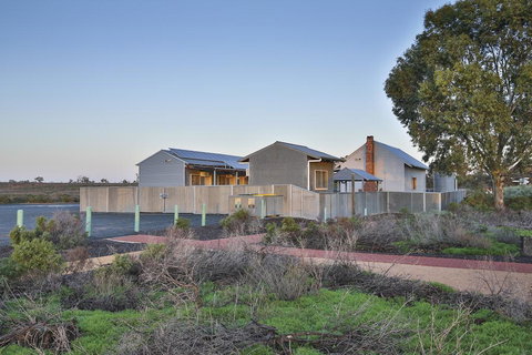 Mungo Shearers' Quarters - Accommodation QLD 1