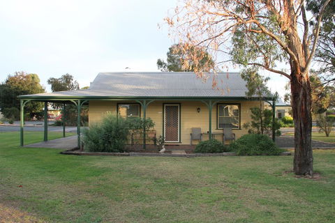 Murray River Resort - Accommodation QLD 1