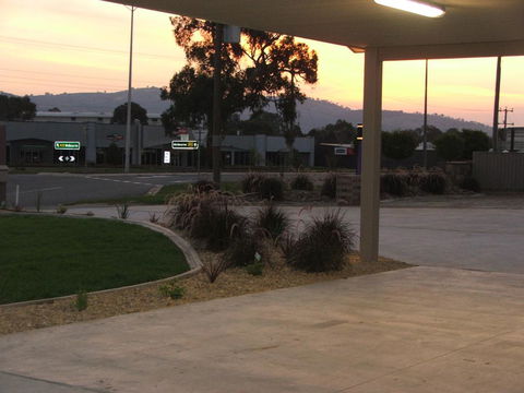 Murray Valley Motel - Accommodation QLD 2