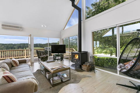 Nafplio Luxury Hideaway With Open Fireplace, On 3 Acre Vineyard, Water Views, Close To Wineries - Accommodation QLD 1