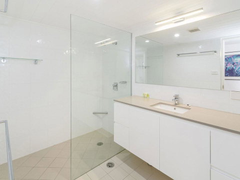Namanula 2/32-34 Great Holiday Destination - Accommodation QLD 3