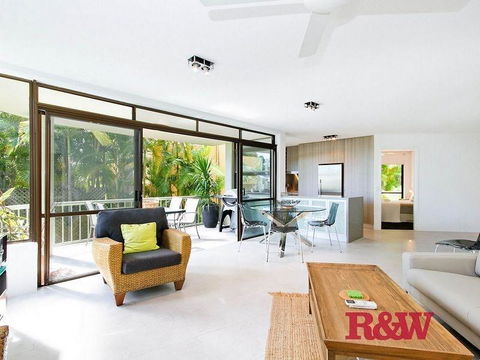 Naousa 5 - Accommodation QLD 2