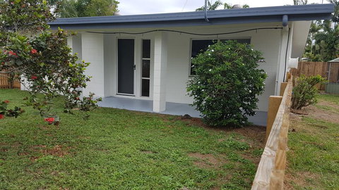 Napier Cottage - Accommodation QLD 3