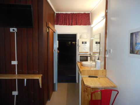Nationwide Motel - Accommodation QLD 2